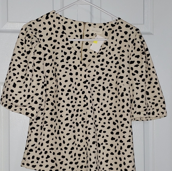 Melloday with Sleeve Animal print Blouse - Picture 6 of 8